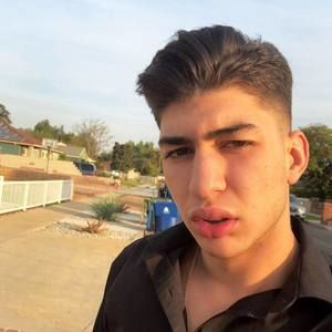 Meet your Posher, Youssef